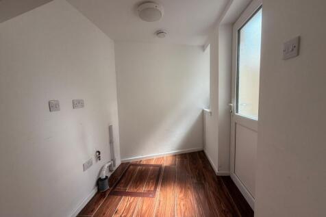 Queens Terrace, Scarborough, YO12 photo 4