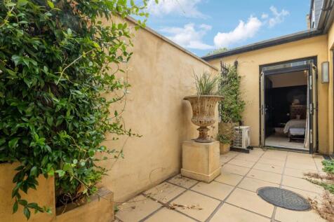 Chiswick Lane, W4 - FOR SALE