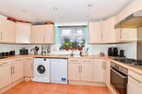 Kitchen/ Breakfast Room