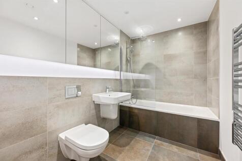 Wrealty - Flat 9, Bejoux Court - Bathroom3 (1).jpg