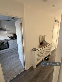 Buddings Circle, Wembley, HA9 photo 4
