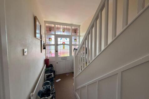 Earlsdon Avenue North, Coventry photo 5
