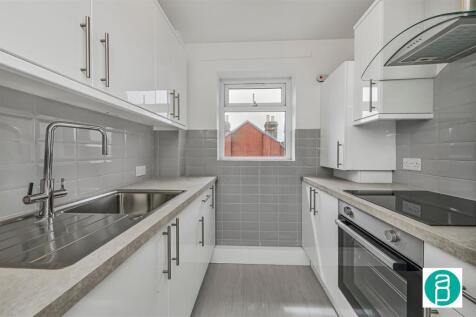 Andrew_Purnell_-_Rosewell_Court__Cromwell_Road_SW1