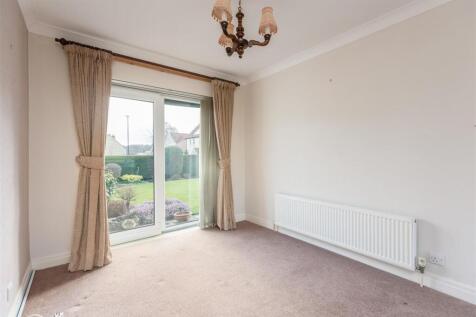 Ryedale Close 6 Reception Room-3.jpg