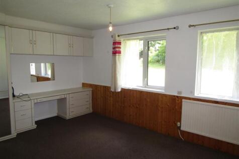 Abbeville Close, Exeter photo 4