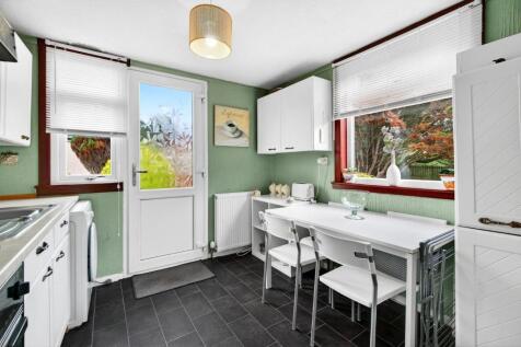 14 parkhouse gardens, ardrossan 08.jpg