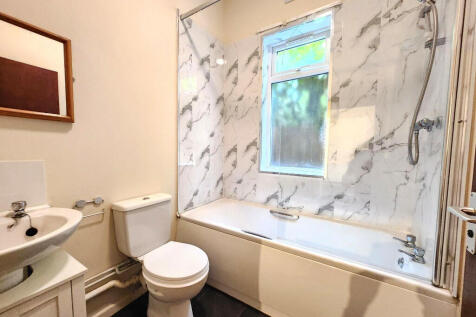 Forest Road, Birmingham, B13 photo 5