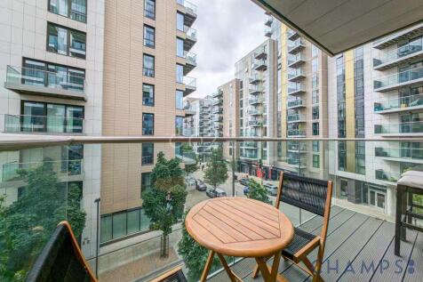 1 bed flat for sale Devan Grove, London N4