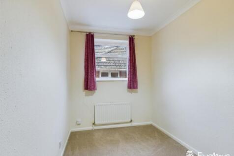 CAM02899G0-PR0045-STILL008