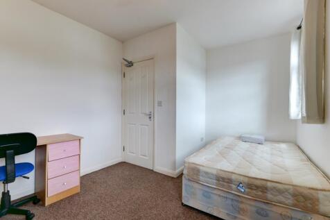 36 Beaconsfield Road-28