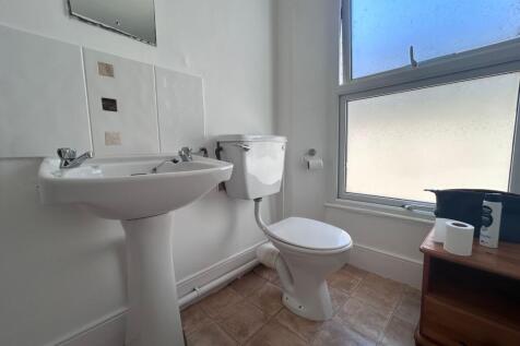 Bathroom (2)