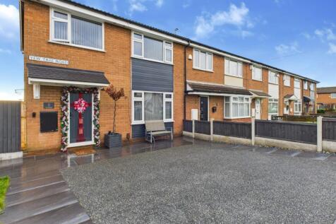 CAM03729G0-PR0198-STILL024