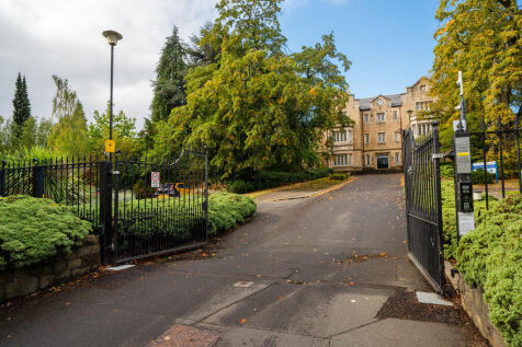 Secure Entrance Gates 