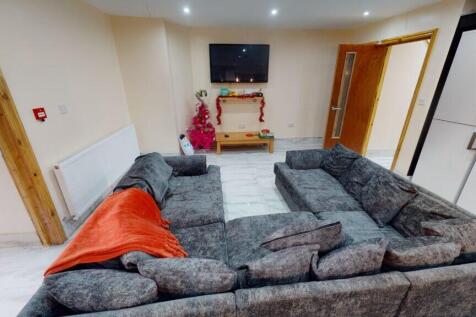 2 Hubert Croft, Birmingham, Selly Oak, B29 7DU photo 3