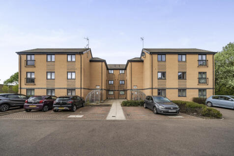 2 Bedroom Flat in PE3 8DG