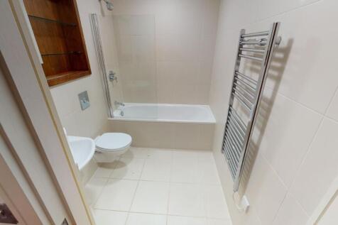 Bathroom - Copy.jpg