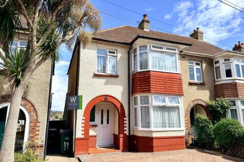 Fairway Crescent 37.jpg
