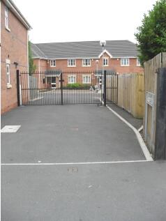 Dallman Close, Hucknall, Nottingham, NG15 photo 3