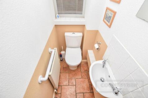 Ground Floor Cloakroom