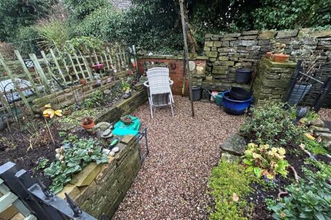 Garden &amp; Parking