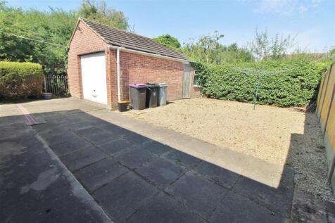 REAR GARDEN -