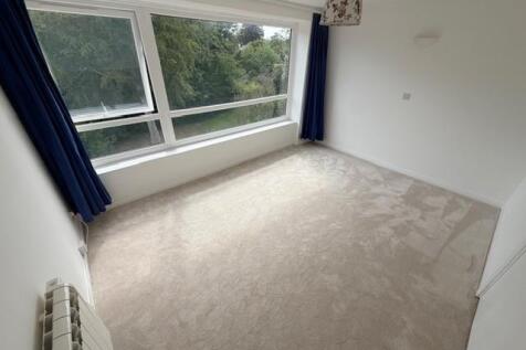 Withyholt Court, Charlton Kings, GL53. photo 5