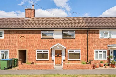 Thames Ditton, KT7 - property photo