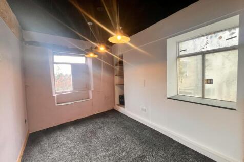 Office to rent Image 3