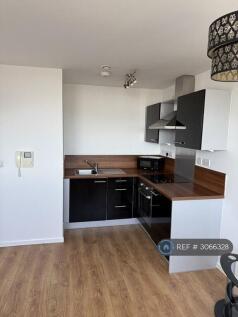 Mann Island, Liverpool, L3 photo 5