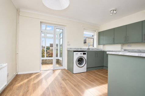 Frankland Close, Bath, BA2 photo 3