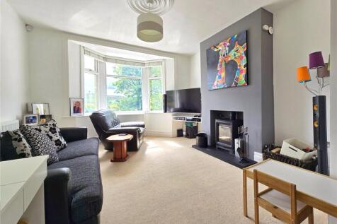Bay Fronted Lounge