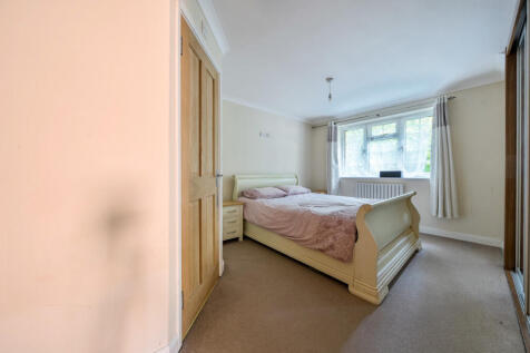 1349302-13-68b9c7...