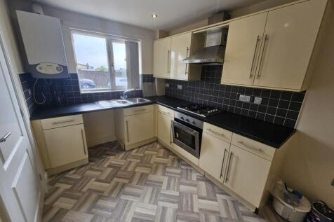 Coleshill Way, Bradford photo 3