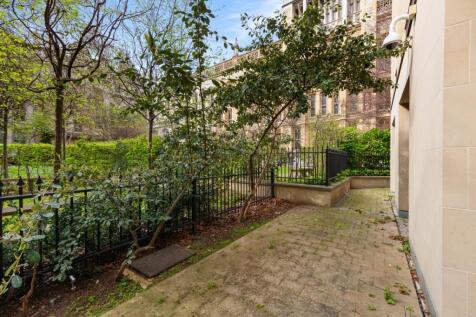 St Dunstans House