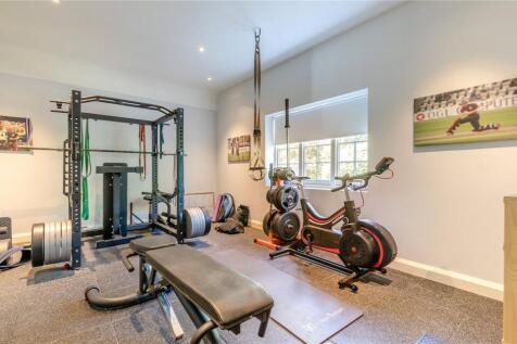 Gym/Garage