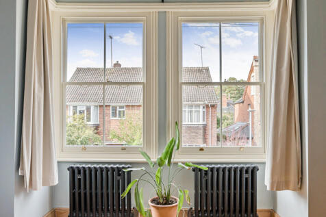 1358700-2-68d26a5...