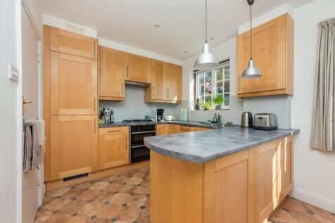 Property Image 4