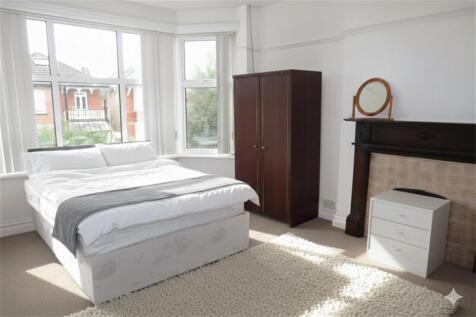 Fitzharris Avenue, Bournemouth, BH9 photo 4