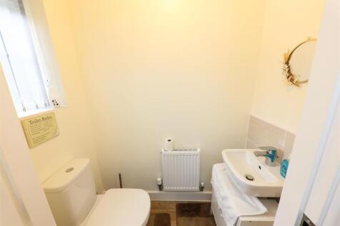 GROUND FLOOR WC