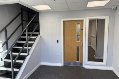 Distribution Warehouse for sale Image 3