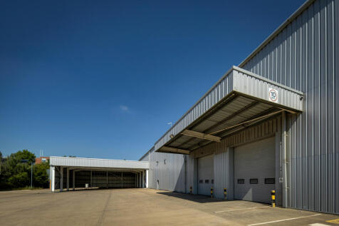 Light Industrial to rent Image 5