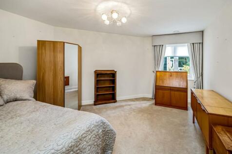 11-59deJPH-1 Landmark Place 011 (1)-medium.jpg