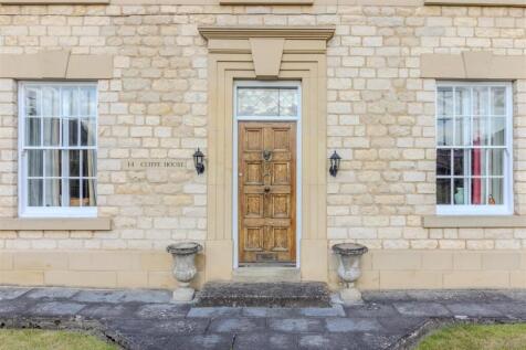 Cliffe House (35 of 36).jpg