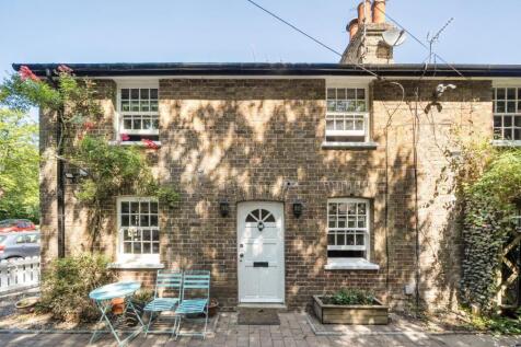 Davidson Frost-Wellings, DFW, Holmes Cottages, Let