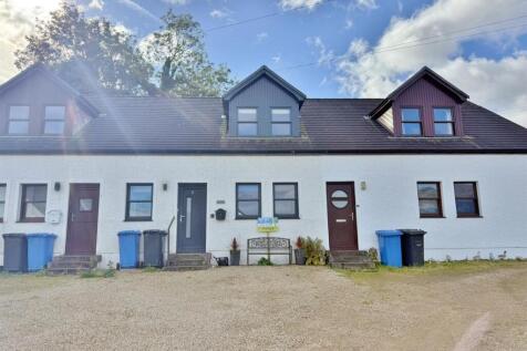 2 Mid Mayish Cottage (in the middle)