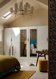 20 - Gislebertus House - GL54 1AA - Full.jpg