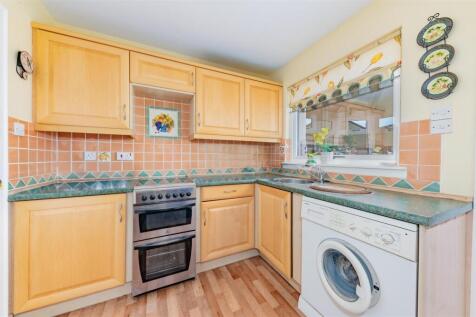 6 Ardestie Street Monifieth-8.JPG