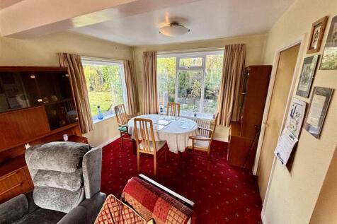 Open Plan Living and Dining Room