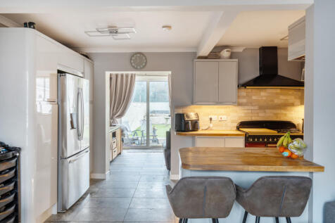 Family/Dining Room