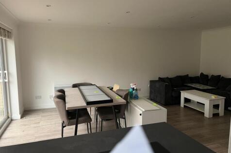24 Links View, Prestwich, Bury, M25 9SF photo 3